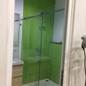 Pintu Shower Geser